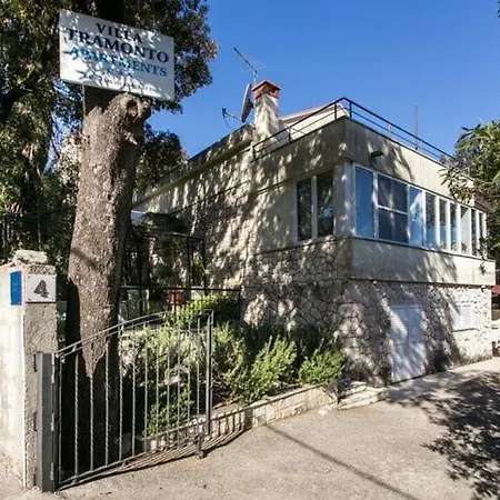 Tramonto - One Bedroom With Balcony And Sea View 아파트 자톤