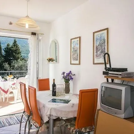 Tramonto - One Bedroom With Balcony And Sea View