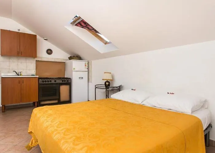 Tramonto - One Bedroom With Balcony And Sea View 자톤